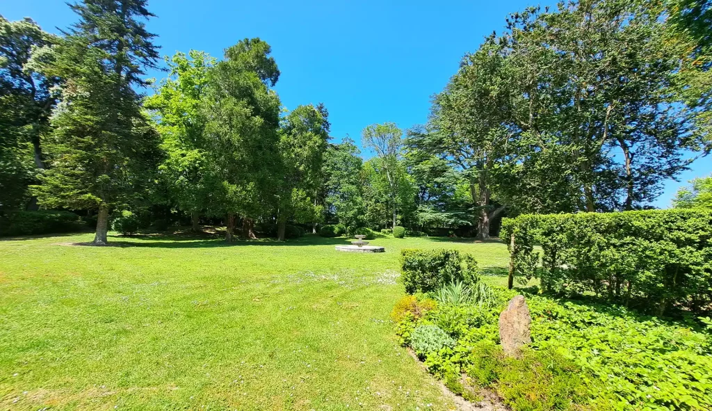 Parc du Château de la Rolandière, Tours.