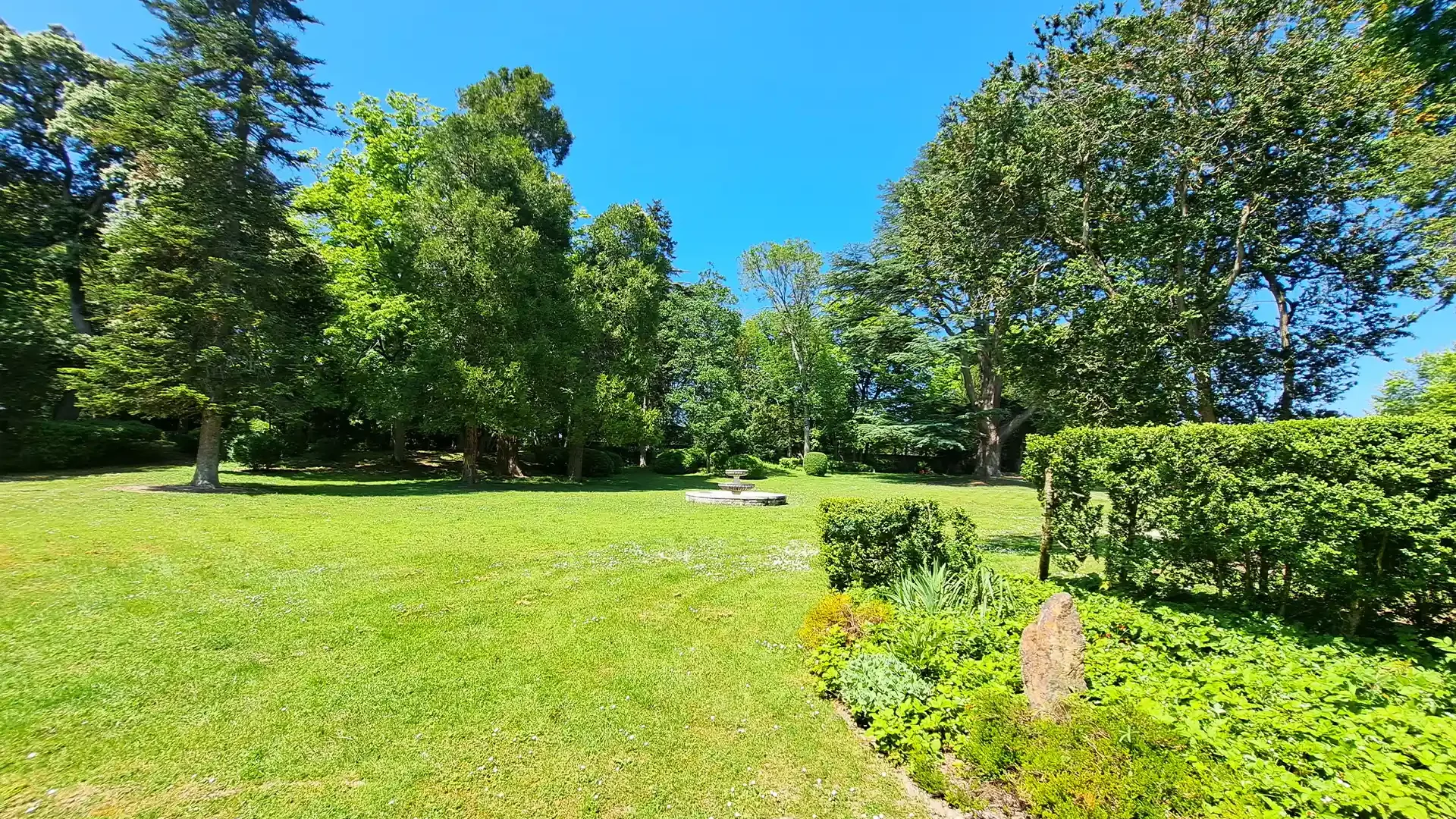 Parc du Château de la Rolandière à Tours.